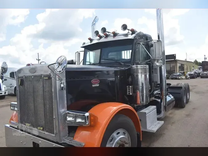 2000 PETERBILT 379EXHD