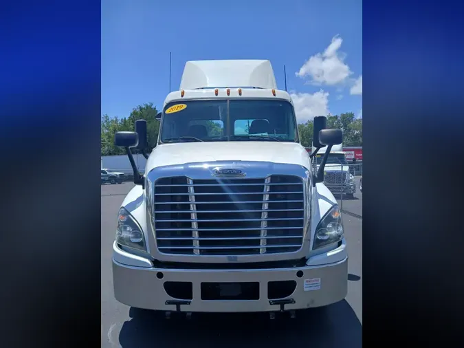 2019 FREIGHTLINER/MERCEDES CASCADIA 1251f12c350c292a6bd2d7084d971c92dda