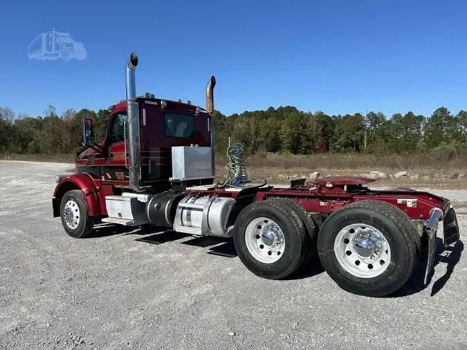 2020 PETERBILT 567