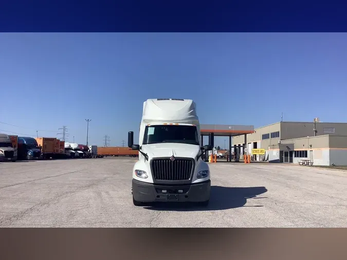 2022 International LT625