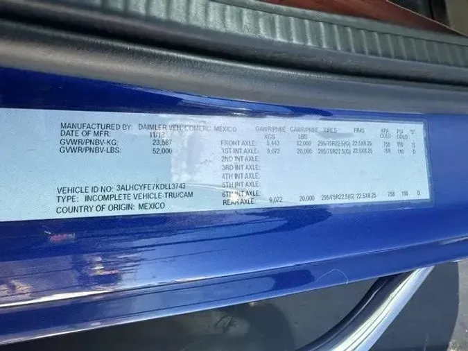 2019 Freightliner Business Class M2 106