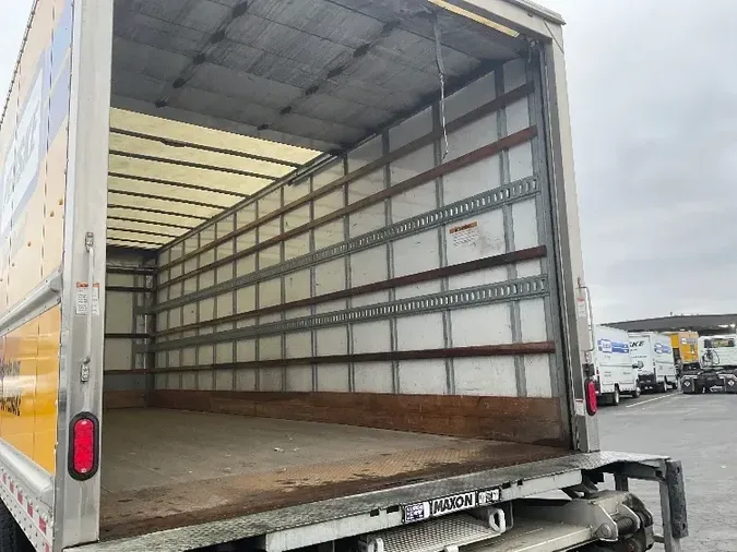 2019 INTERNATIONAL 4300