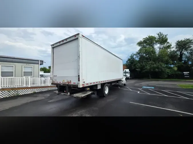 2017 FREIGHTLINER/MERCEDES M2 106
