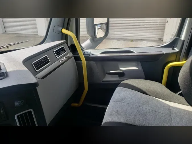 2021 Freightliner Cascadia
