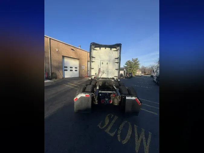 2022 FREIGHTLINER/MERCEDES NEW CASCADIA PX126641f238b96a653e5fbd4a6518bba67b001