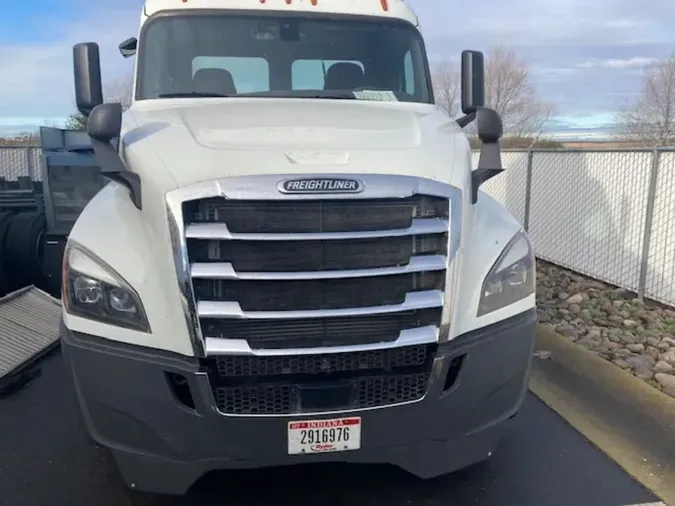 2020 FREIGHTLINER/MERCEDES NEW CASCADIA PX12664