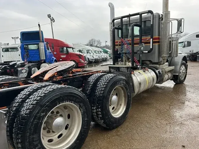 2013 PETERBILT 3881f2ab09647f80d3304bc2e748f7dd720