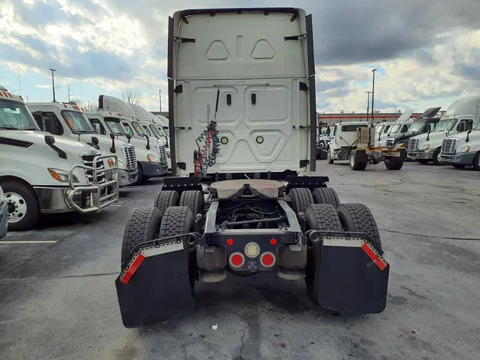 2019 FREIGHTLINER/MERCEDES NEW CASCADIA PX12664