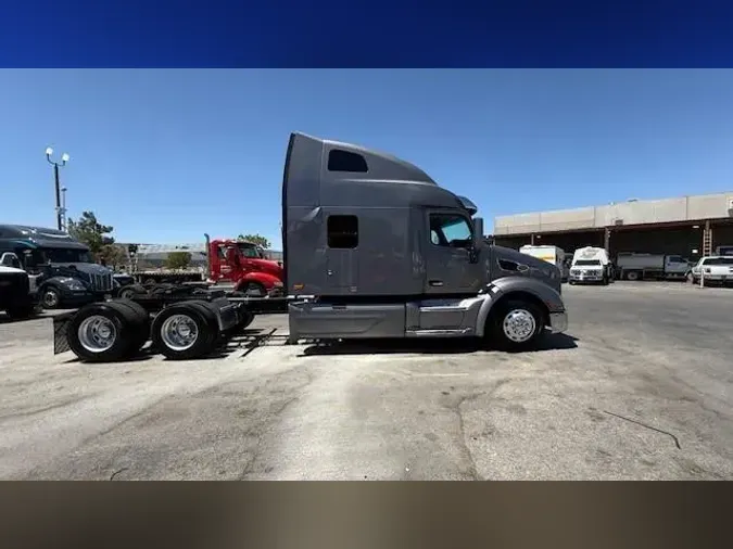 2022 Peterbilt 579