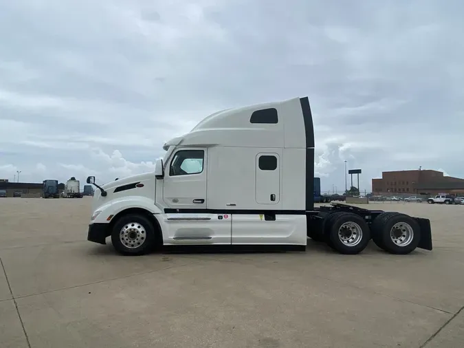 2022 PETERBILT 579
