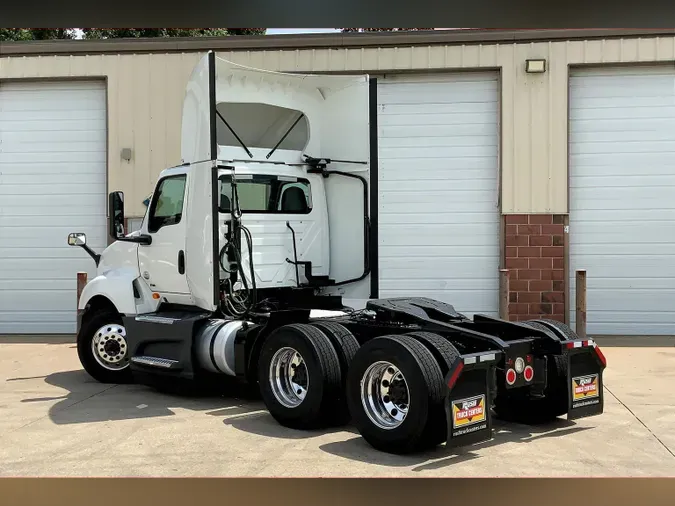2021 INT LT625 6x4