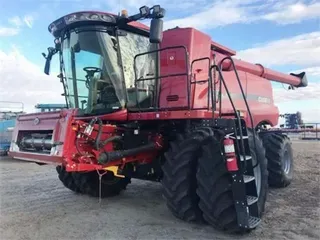 2018 Case IH 8240