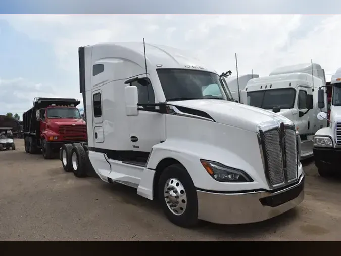 2023 KENWORTH T680