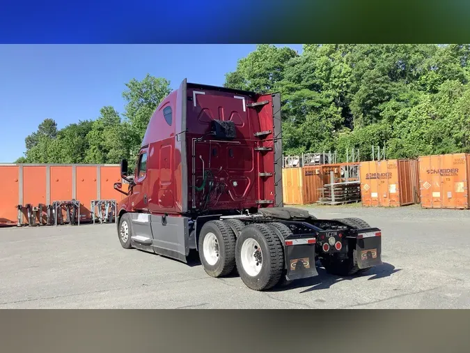 2023 Freightliner Cascadia