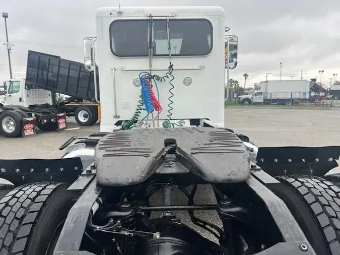 2018 Peterbilt 337