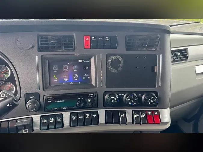 2021 KENWORTH T680