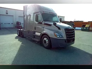 2021 Freightliner Cascadia