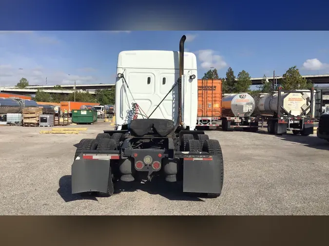 2020 Freightliner Cascadia