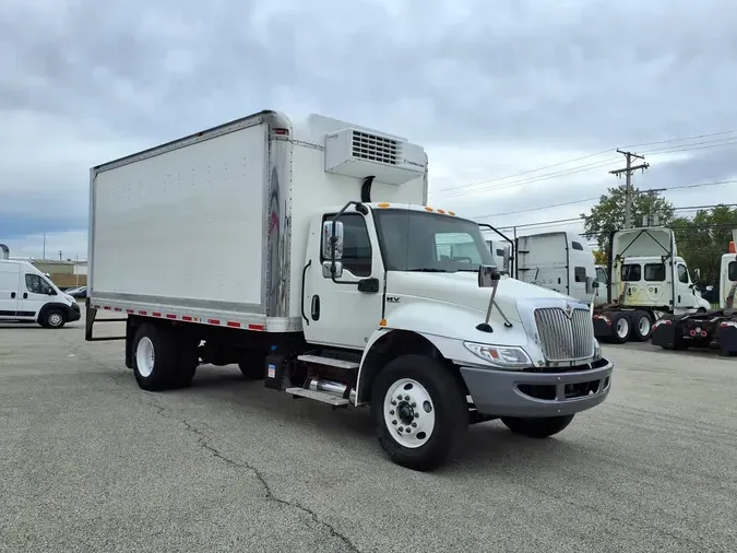 2020 NAVISTAR INTERNATIONAL MV607 (4X2)