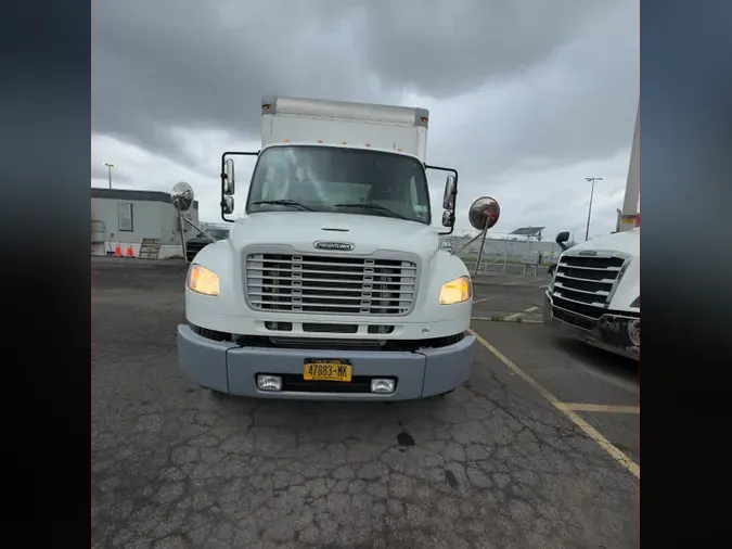 2018 FREIGHTLINER M2 106