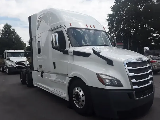 2019 FREIGHTLINER NEW CASCADIA PX12664