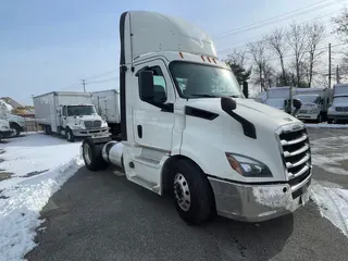 2019 FREIGHTLINER/MERCEDES NEW CASCADIA 116