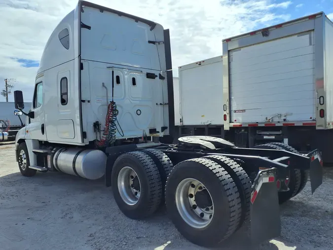 2019 FREIGHTLINER/MERCEDES CASCADIA 125