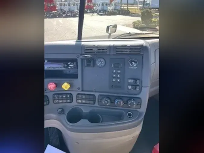 2019 FREIGHTLINER/MERCEDES CASCADIA 1251f538060f9654be5b3a15fbd487e71e2