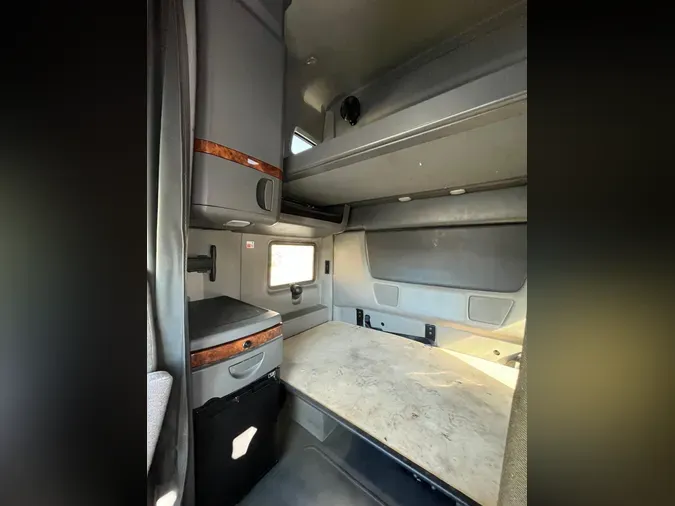 2022 International LT625