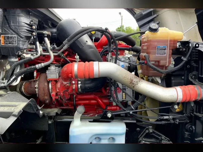 2022 INT LT625 6x41f554356de21664687227373ed46730c