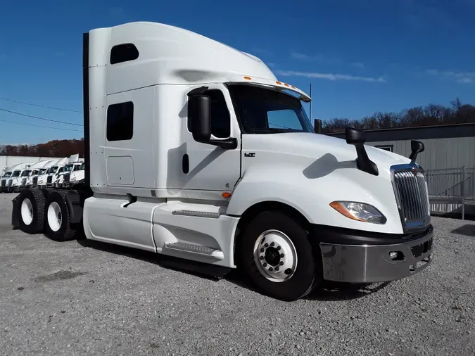 2019 NAVISTAR INTERNATIONAL LT625 SLPR CAB