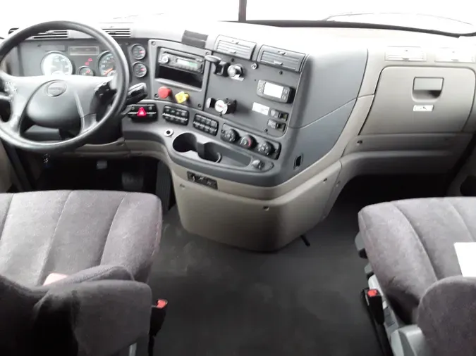 2019 FREIGHTLINER/MERCEDES CASCADIA 125