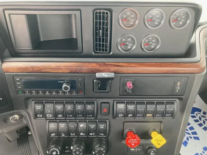2026 International HX520