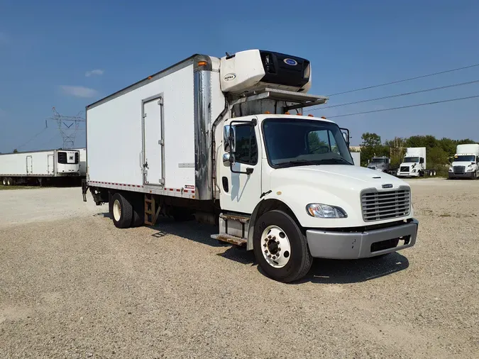 2017 FREIGHTLINER/MERCEDES M2 106