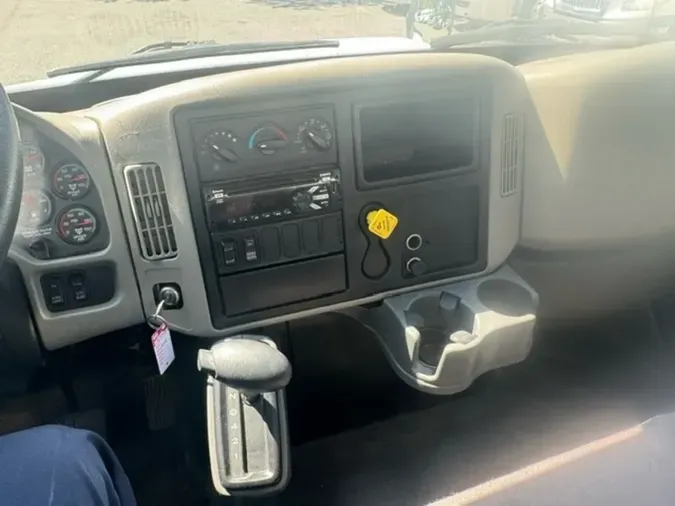 2019 NAVISTAR INTERNATIONAL 4300