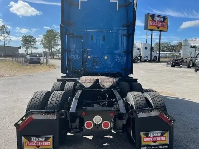 2021 Freightliner Cascadia