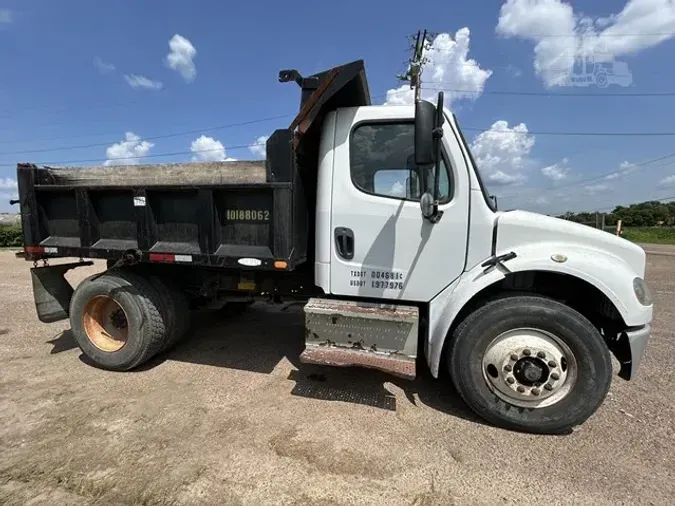 2014 FREIGHTLINER BUSINESS CLASS M2 106