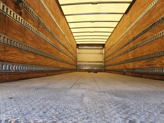 2020 FREIGHTLINER M2 106