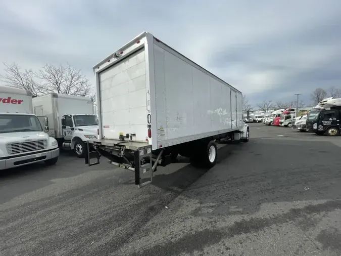 2016 FREIGHTLINER/MERCEDES M2 106