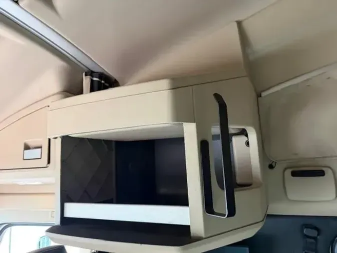 2022 Kenworth T6801f6f39369297533f52bb47c3d7e01651