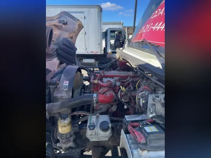 2020 FREIGHTLINER/MERCEDES M2 106