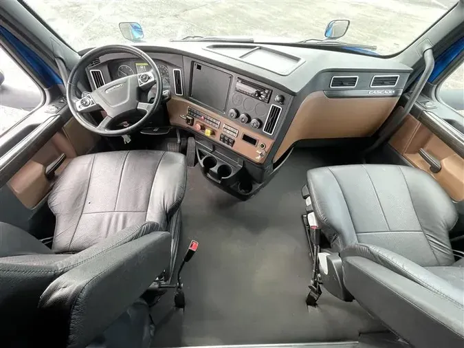 2021 FREIGHTLINER CA126