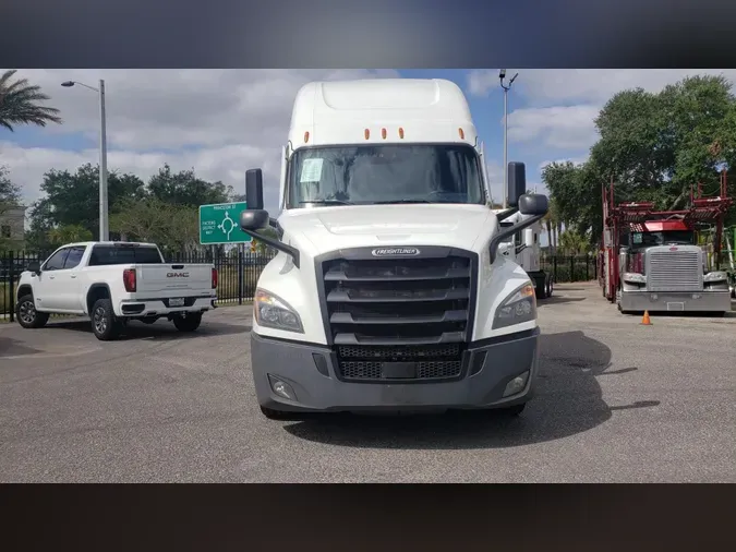2021 Freightliner Cascadia