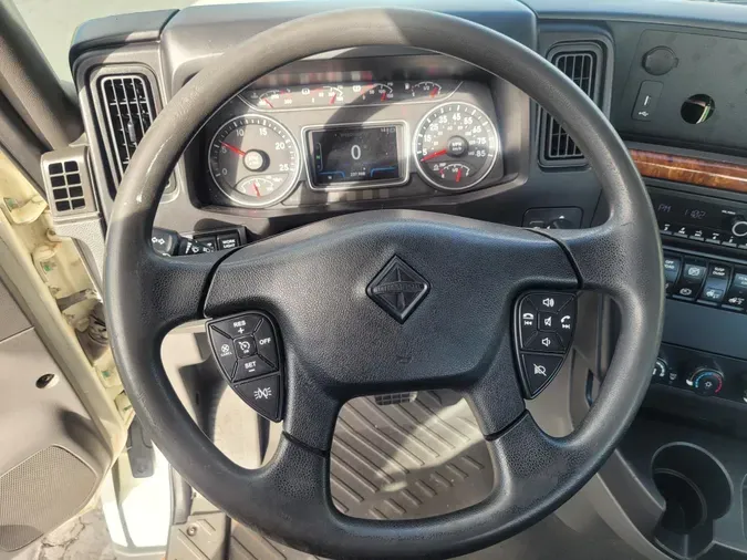 2022 International LT625
