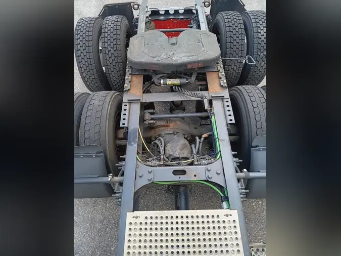 2020 NAVISTAR INTERNATIONAL LT625 SLPR CAB