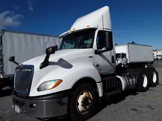 2019 NAVISTAR INTERNATIONAL LT625 DAYCAB T/A