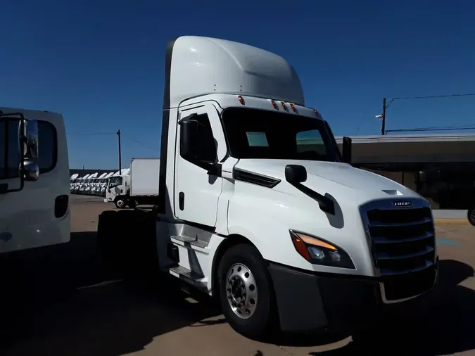 2022 FREIGHTLINER/MERCEDES NEW CASCADIA PX126641f865017d2929e35cebbc94ff1d15026
