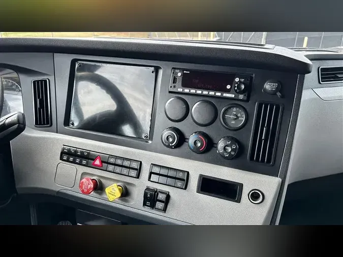 2022 FREIGHTLINER CA1261f90236b77279c126a4eff9255203e45