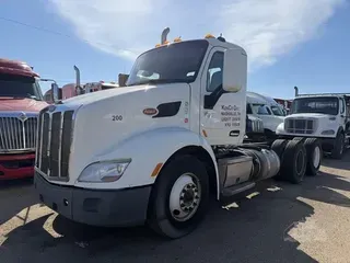 2015 PETERBILT 579