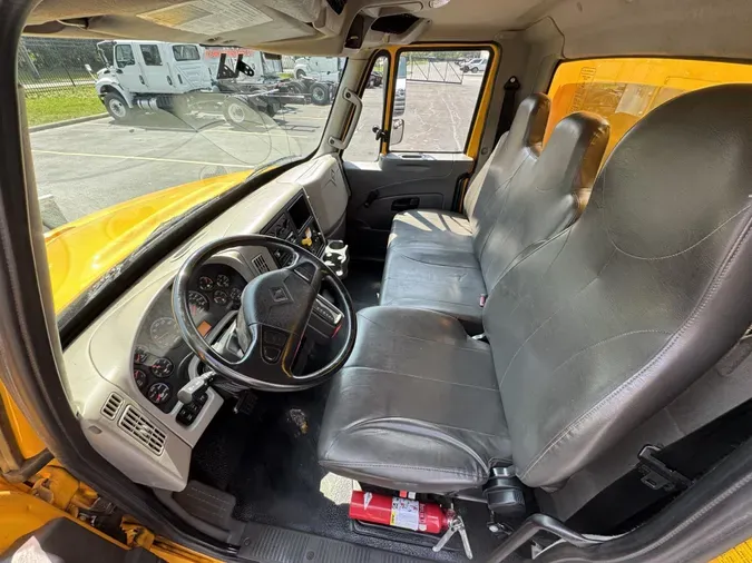 2019 International 4300